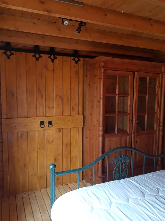 Romantisch Huisje Nabij Het Strand Met Uitzicht Op De Tulpenvelden Julianadorp Exteriör bild